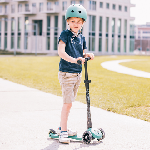 Casco Bicicleta y Scooter Ajustable (Forest)