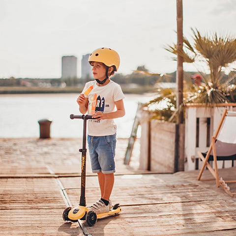 Casco Bicicleta y Scooter Ajustable (Lemon)
