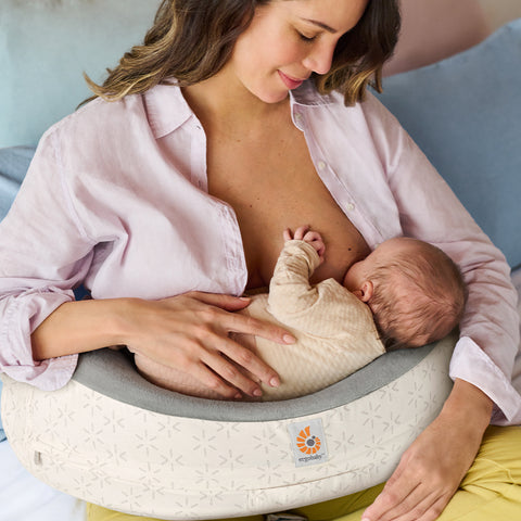 Cojín de Lactancia Ergobaby