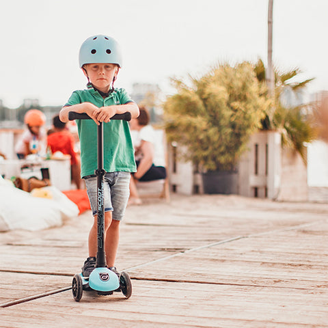 Casco Bicicleta y Scooter Ajustable (Blueberry)